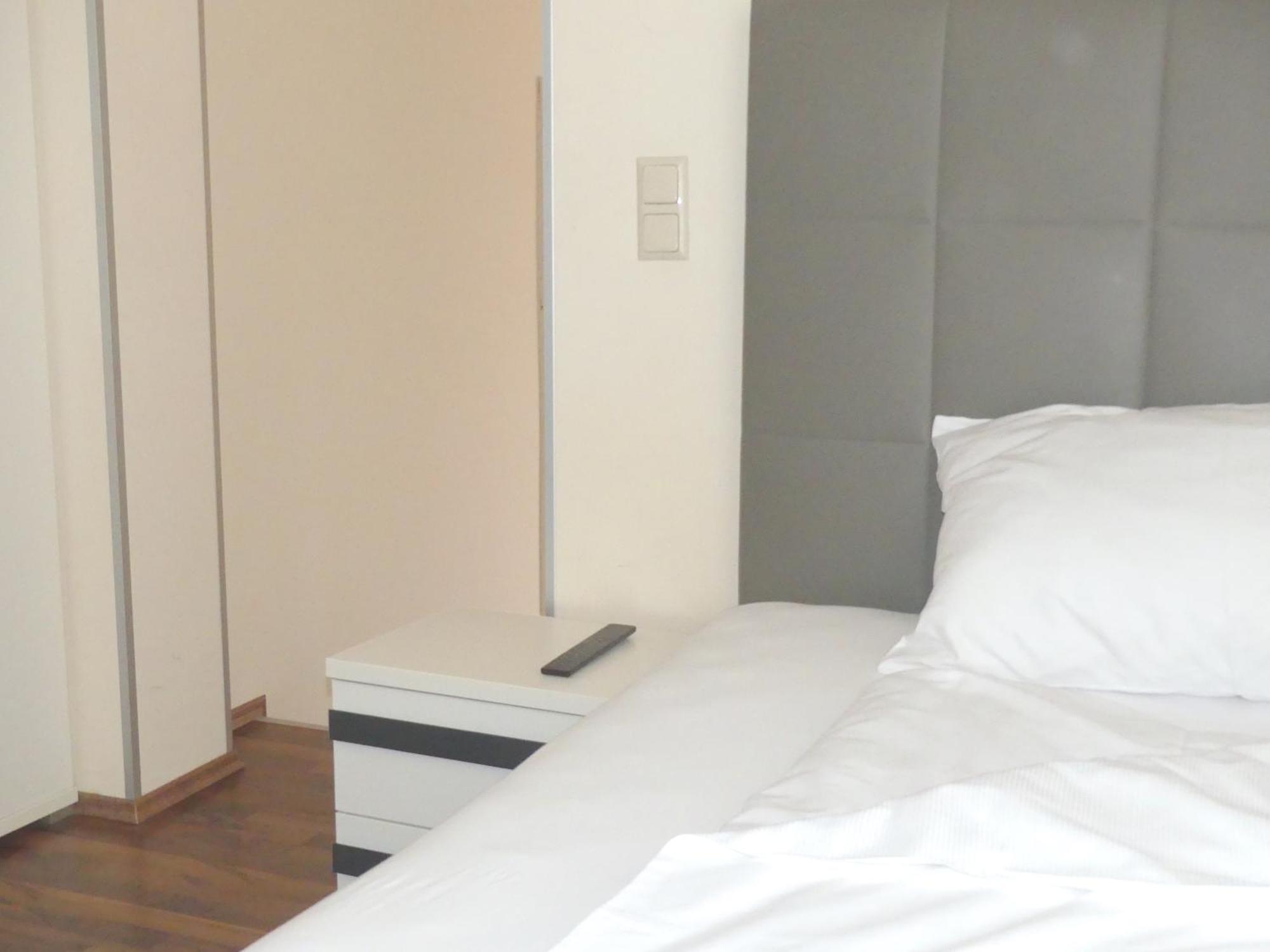 Das Reinisch Just Rooms سخويشات المظهر الخارجي الصورة