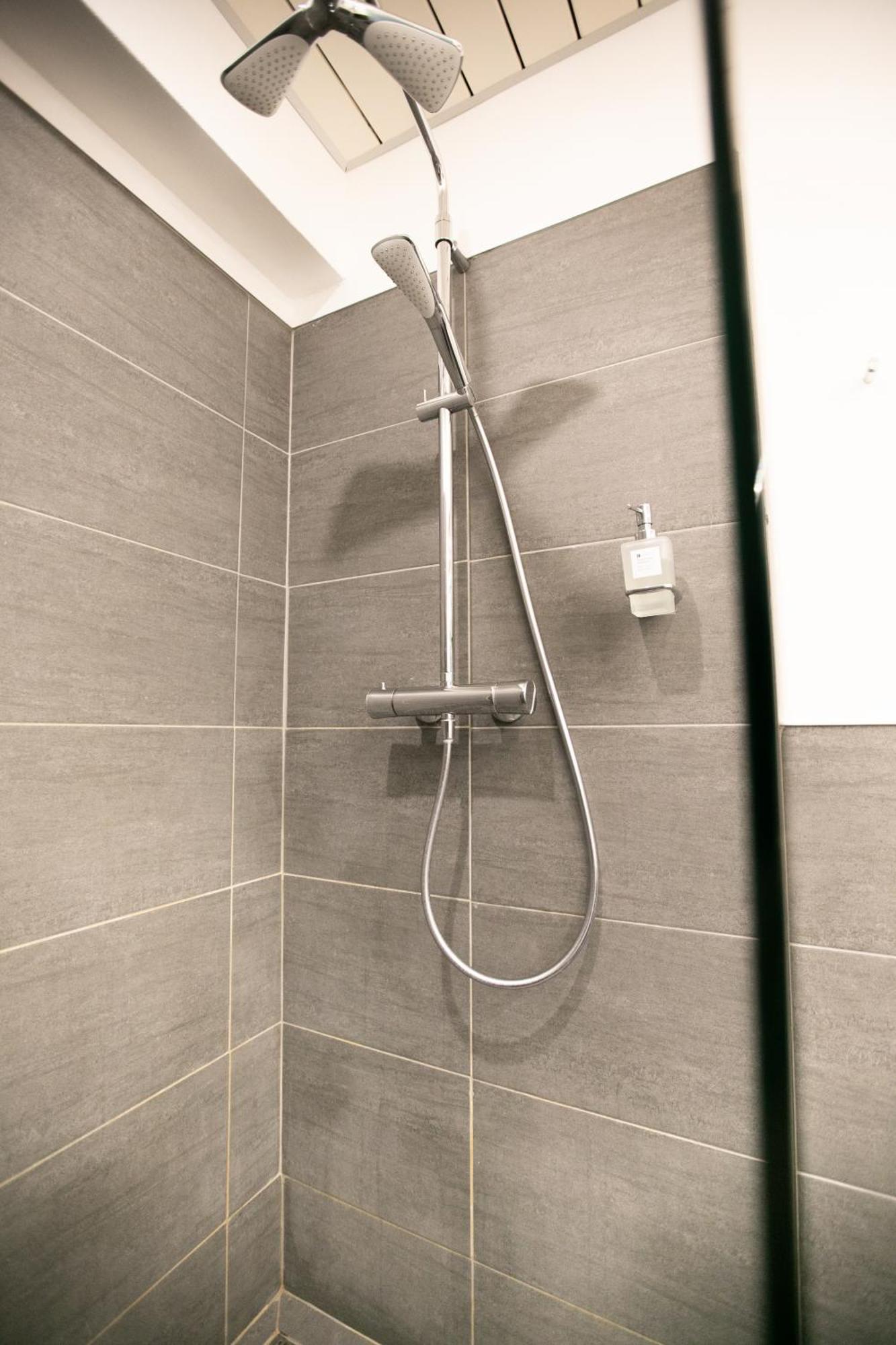 Das Reinisch Just Rooms سخويشات المظهر الخارجي الصورة