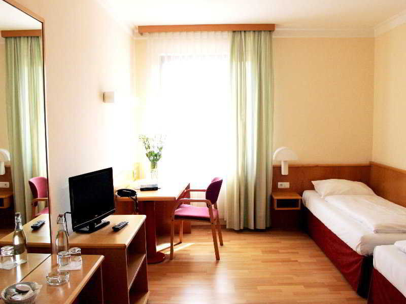 Das Reinisch Just Rooms سخويشات المظهر الخارجي الصورة